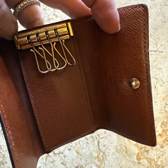 Louis Vuitton Monogram Brown Wallet with Gold Button - Picture 4 of 6